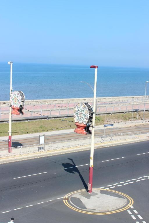 The Colwyn Hotel - Near Pleasure Beach Blackpool Cameră foto